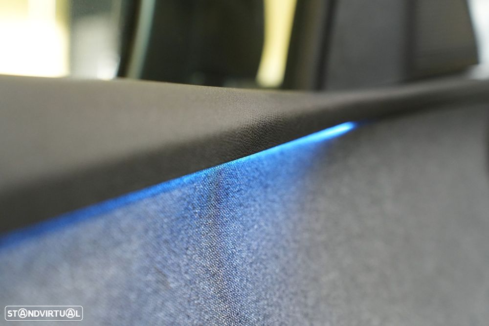 Peugeot 5008 1.5 BlueHDi GT Line EAT8 - 32