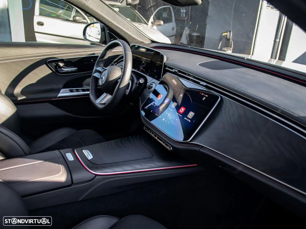 Mercedes-Benz E 300 de - 35