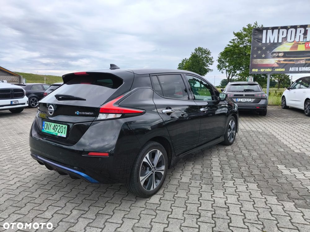 Nissan Leaf - 5