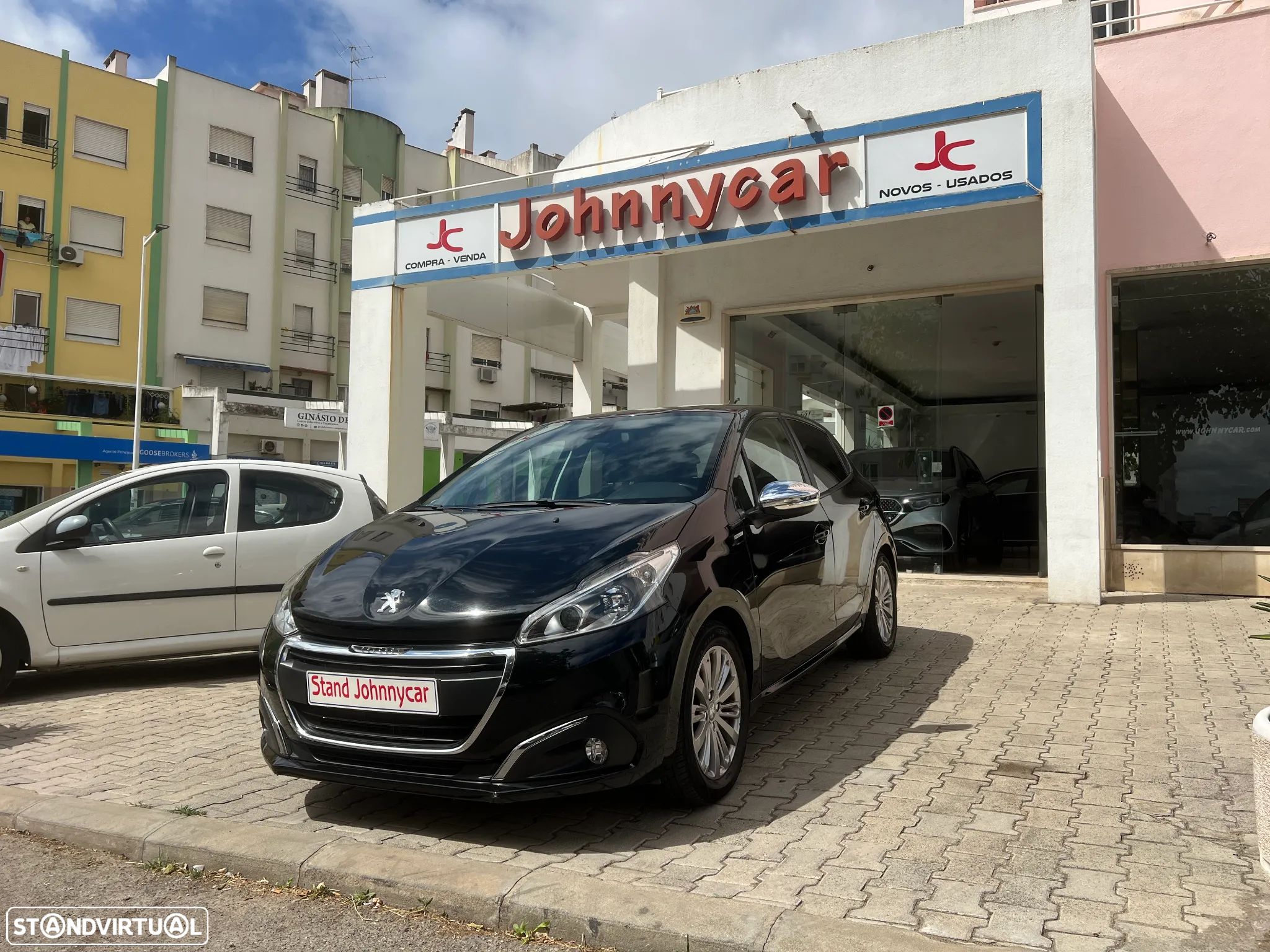Peugeot 208 1.2 PureTech Style - 1