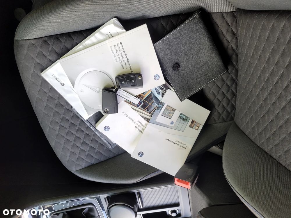 Volkswagen Golf 1.6 TDI Sound - 6