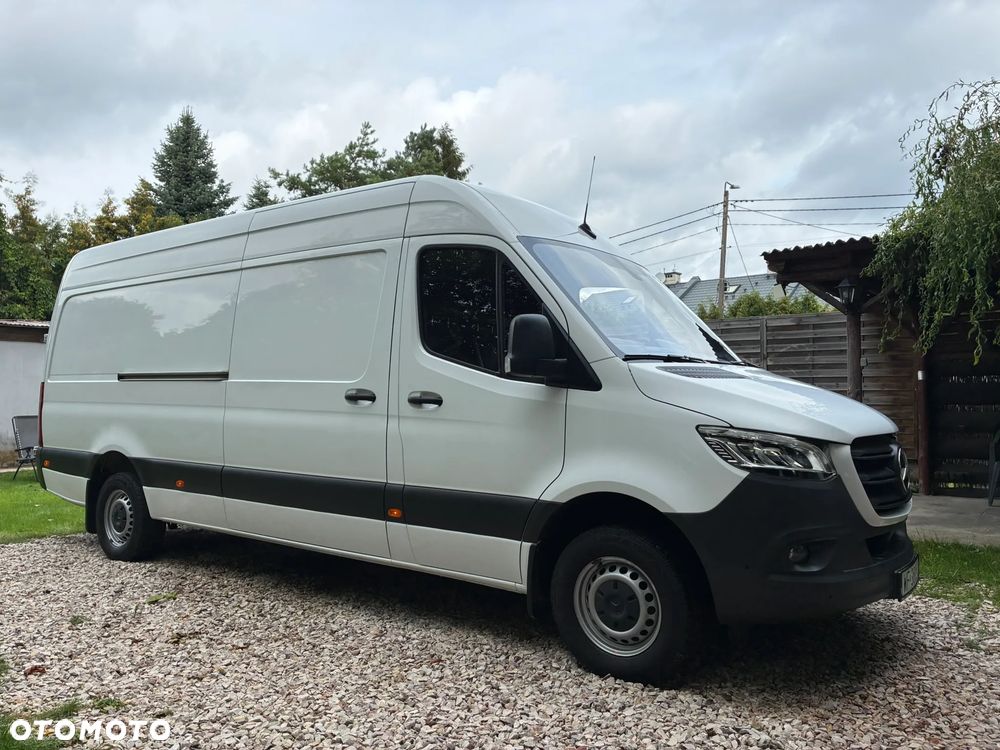 Mercedes-Benz Sprinter 317 Maxi Zabudowa Warsztatowa Najazd Składany Pneumatyka 170KM SALON PL Lampy LED Model 2023 - 27