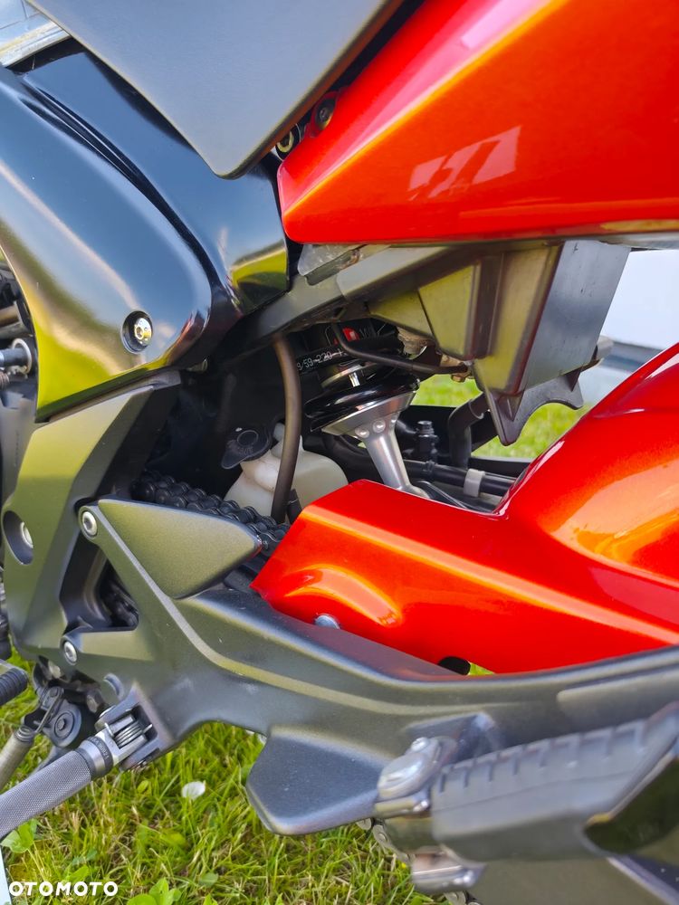 Honda CBF - 17