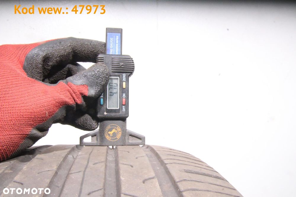 Continental Eco Contact 6 - 215/60 R16 - 2