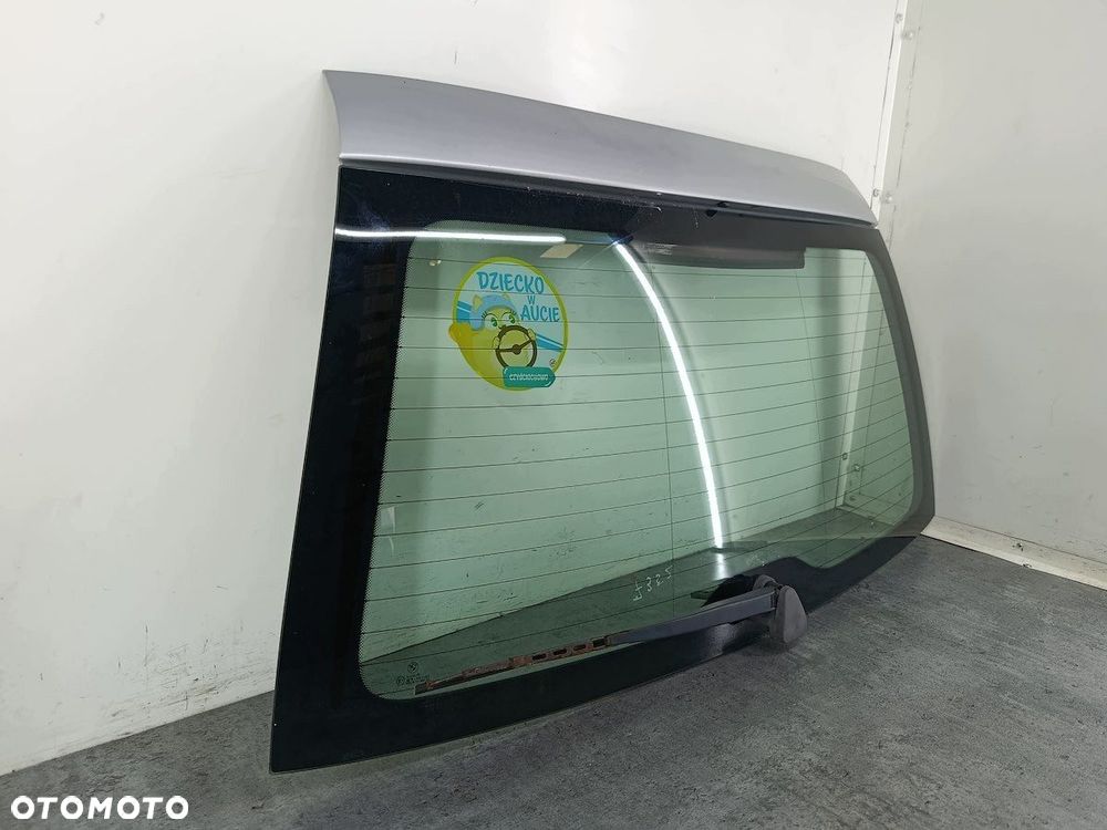SZYBA KLAPY BAGAZNIKA BMW 5 E39  KOMBI - 2