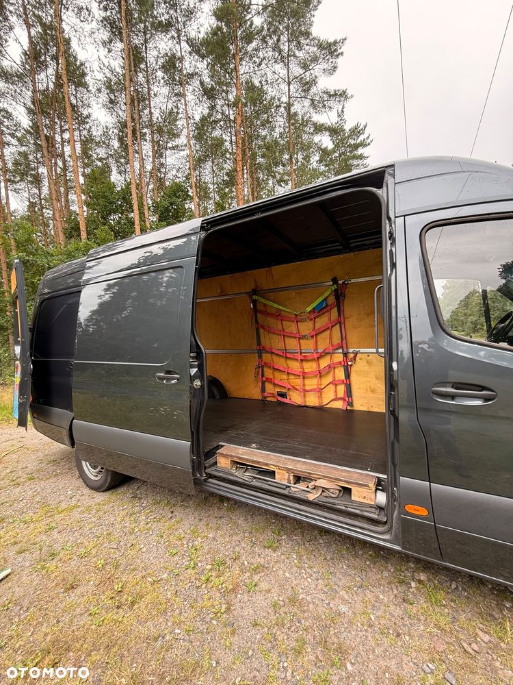 Mercedes-Benz SPRINTER - 17