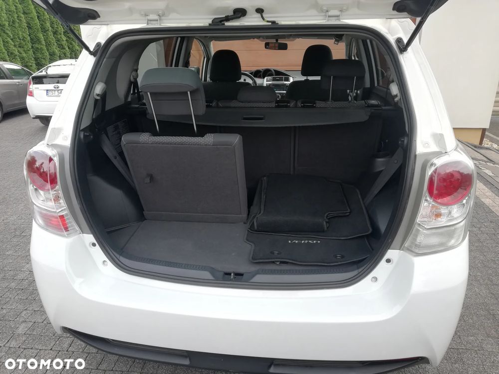 Toyota Verso - 12