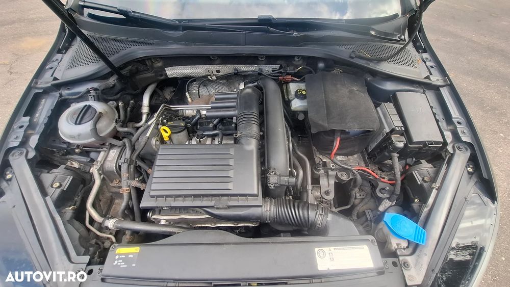 Volkswagen Golf 1.4 TSI DSG BMT Highline - 6
