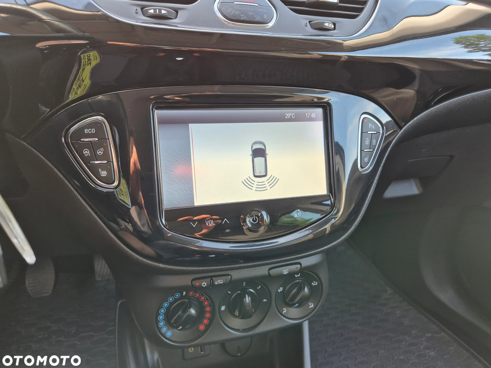 Opel Corsa 1.4 Cosmo - 23
