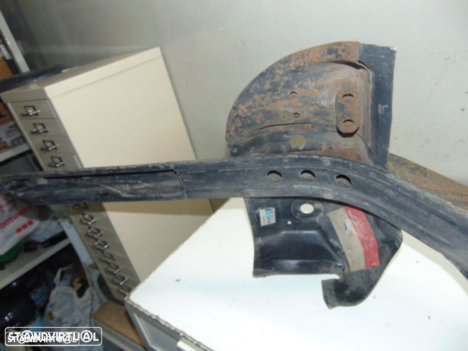 Peugeot 205 - longarina - 3