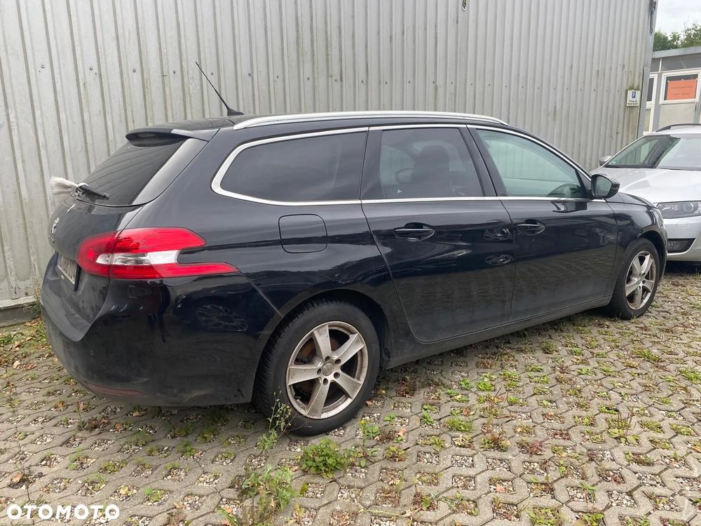 Peugeot 308 BlueHDi FAP 130 EAT6 Stop & Start Active - 2
