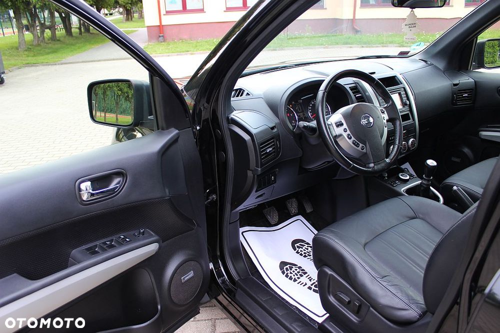 Nissan X-Trail 2.0 dCi 4x4 DPF LE - 19