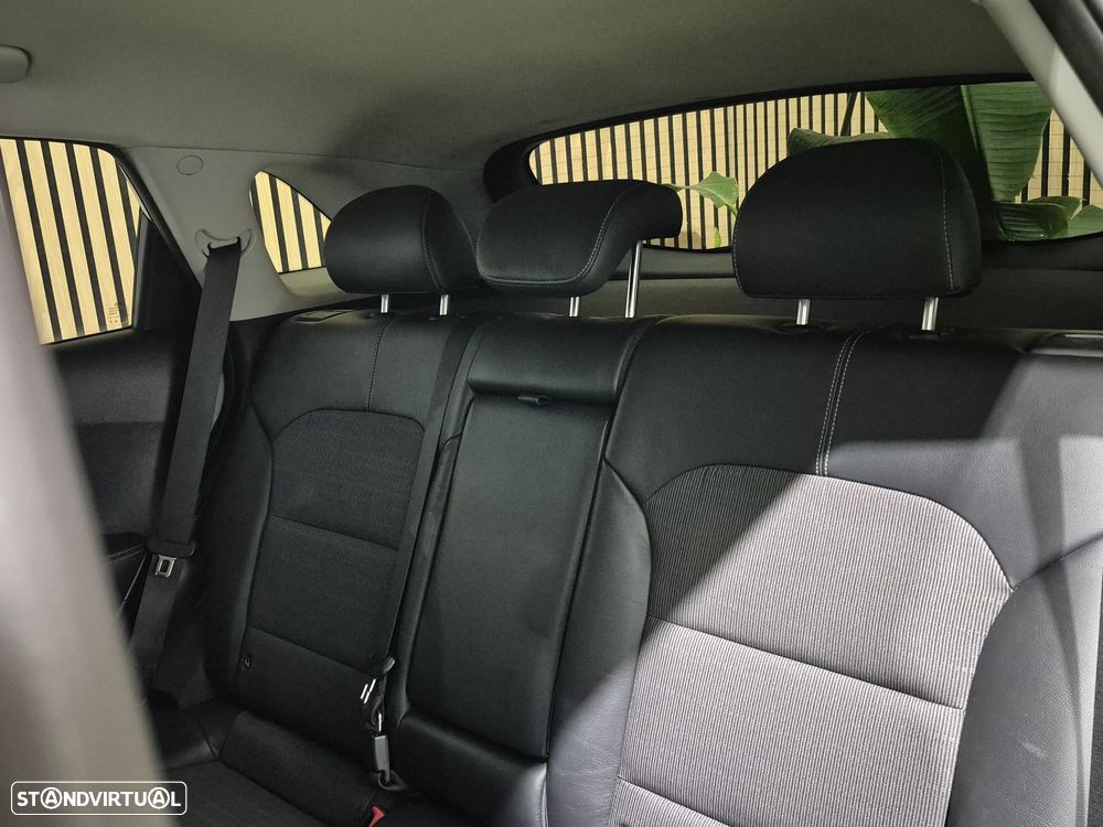 Kia Niro 1.6 GDi HEV TX - 16