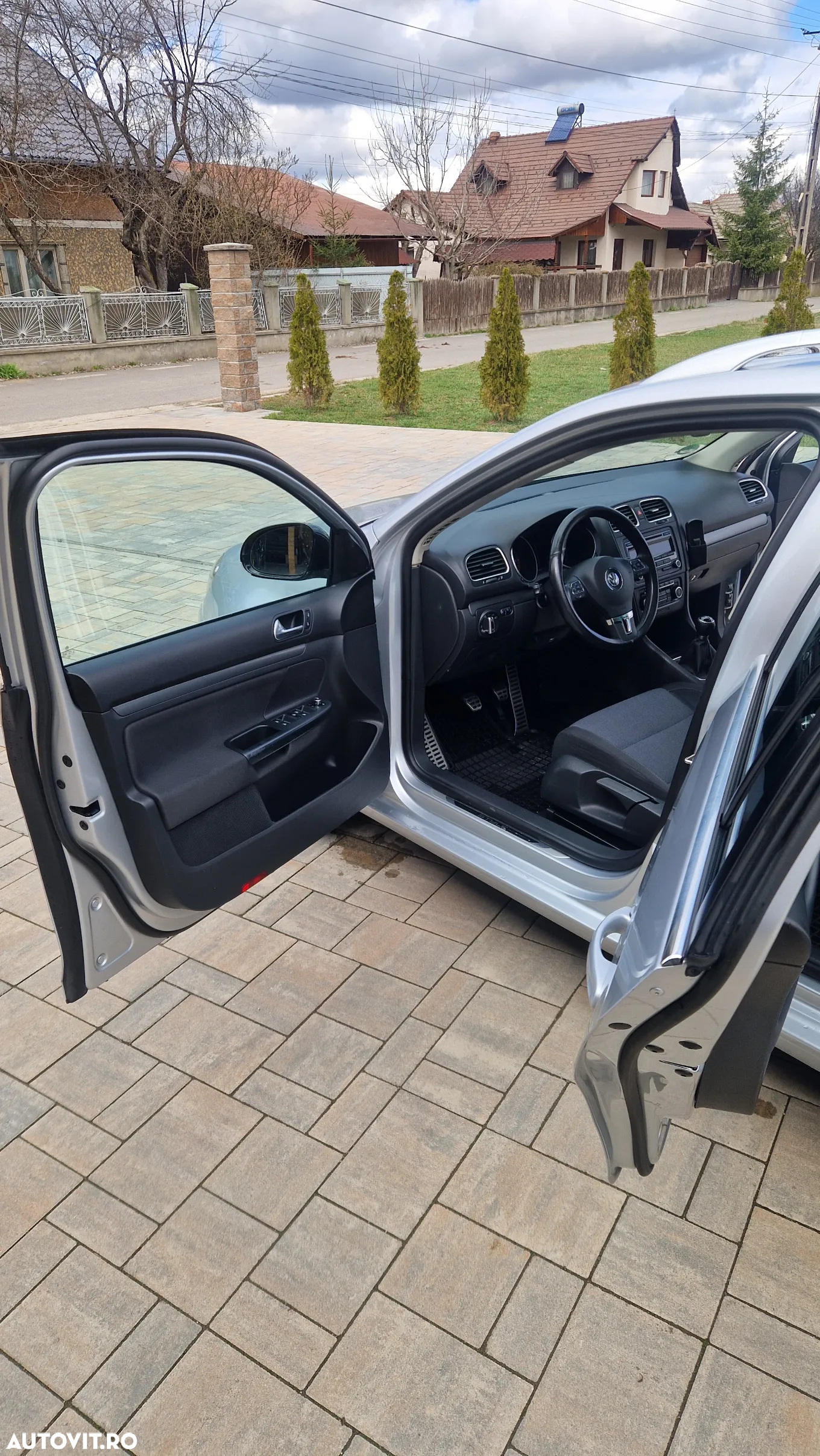 Volkswagen Golf 2.0 TDI DPF Style - 16