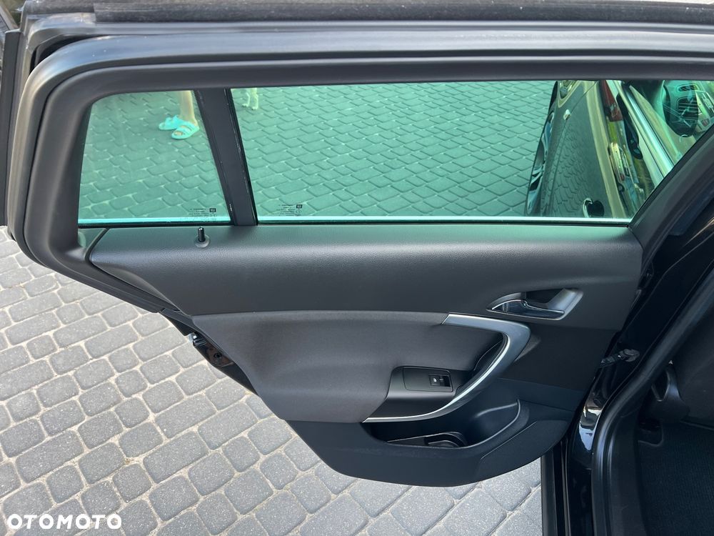 Opel Insignia 2.0 CDTI Cosmo S&S - 17