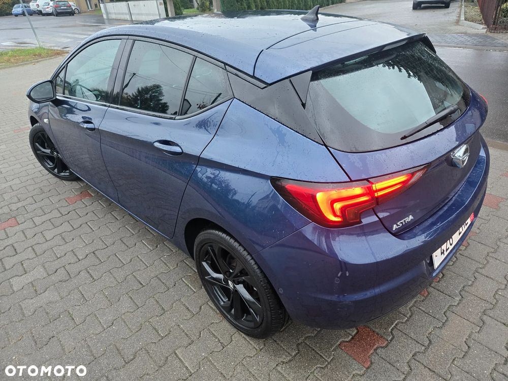 Opel Astra 1.2 Turbo Start/Stop Design&Tech - 2