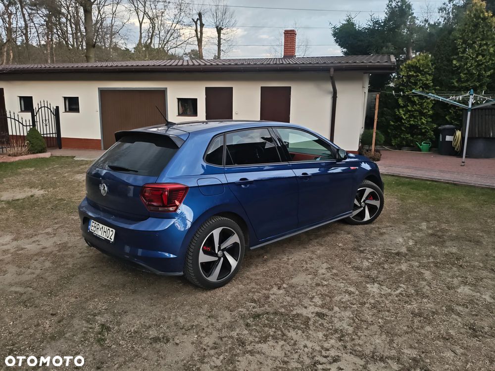 Volkswagen Polo - 3