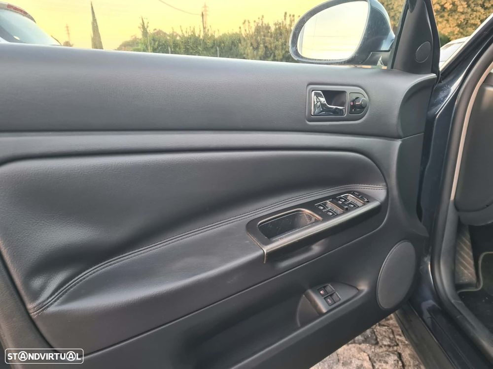 VW Passat - 12
