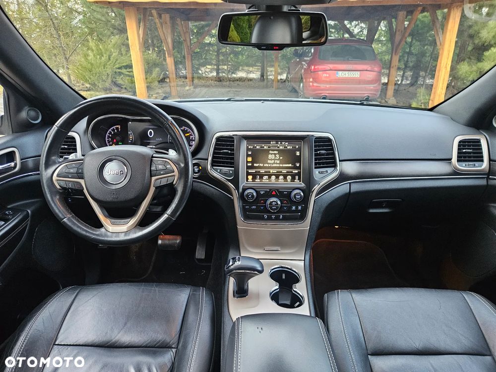 Jeep Grand Cherokee - 13