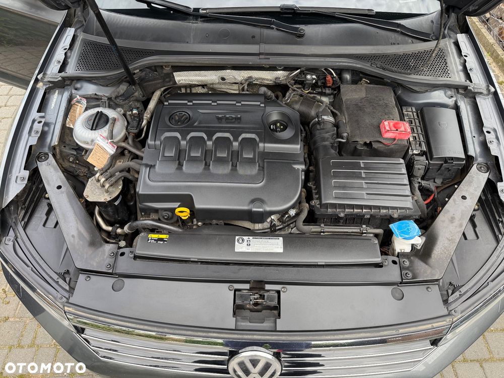 Volkswagen Passat 2.0 TDI BMT Comfortline - 17