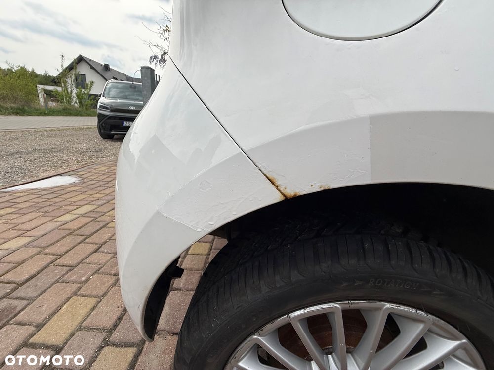 Volkswagen up! 1.0 high - 16