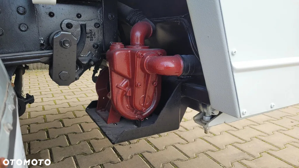 Isuzu MYJKA DO POJEMNIKÓW - 19
