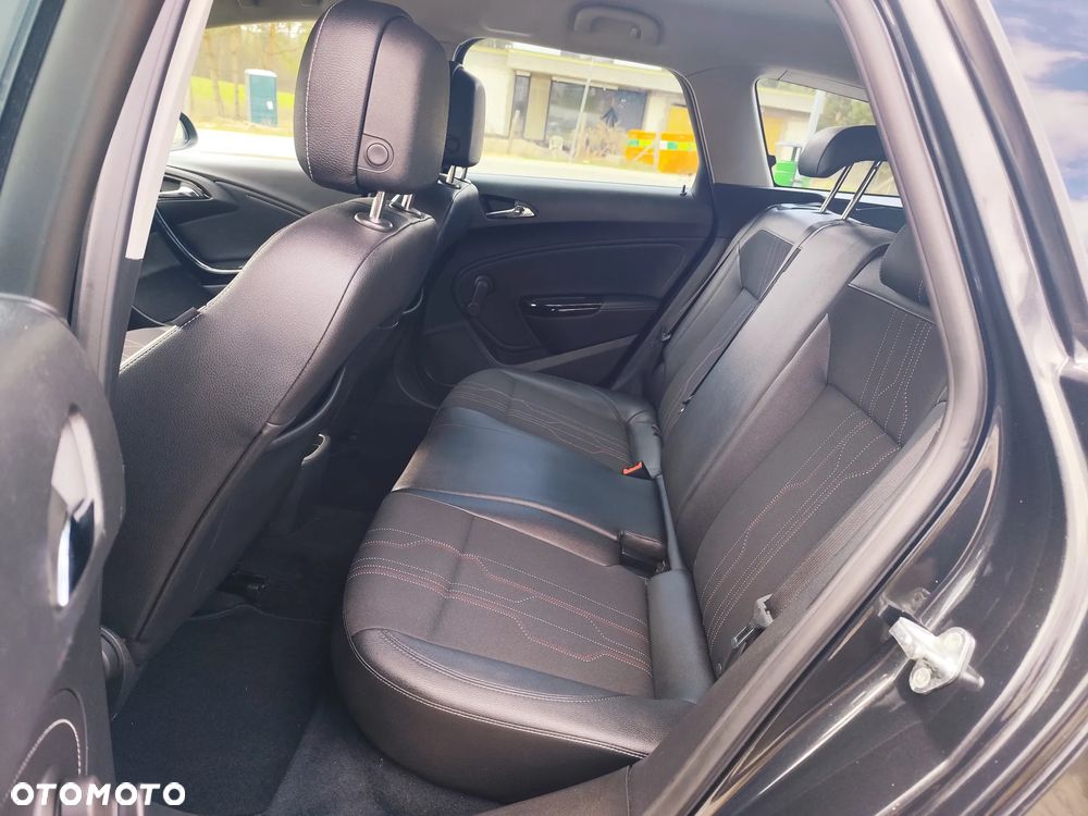 Opel Astra 1.7 CDTI DPF 150 Jahre - 12