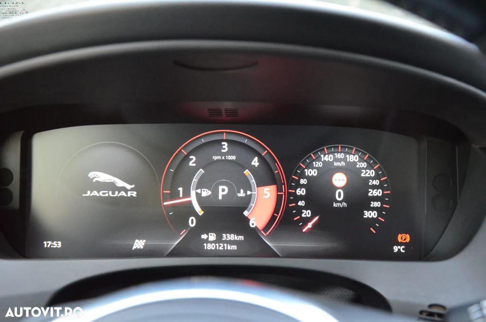 Jaguar F-Pace 20d AWD Aut. R-Sport - 36