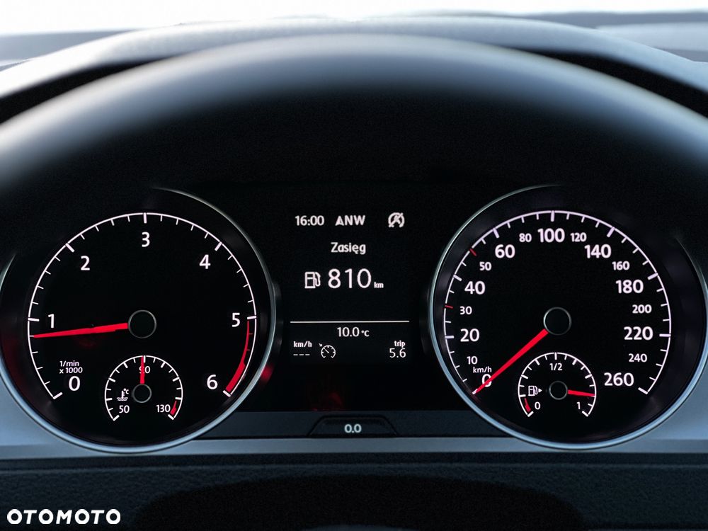 Volkswagen Golf 1.6 TDI BMT Start - 29