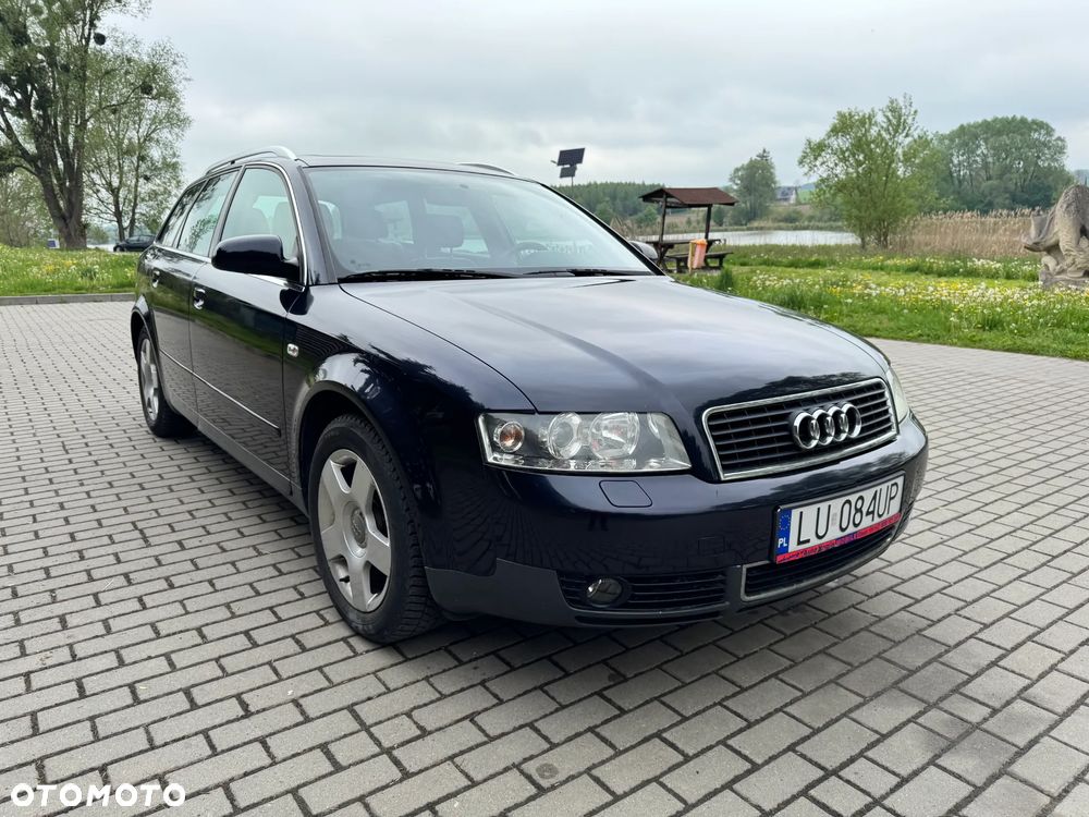 Audi A4 Avant 2.4 - 1