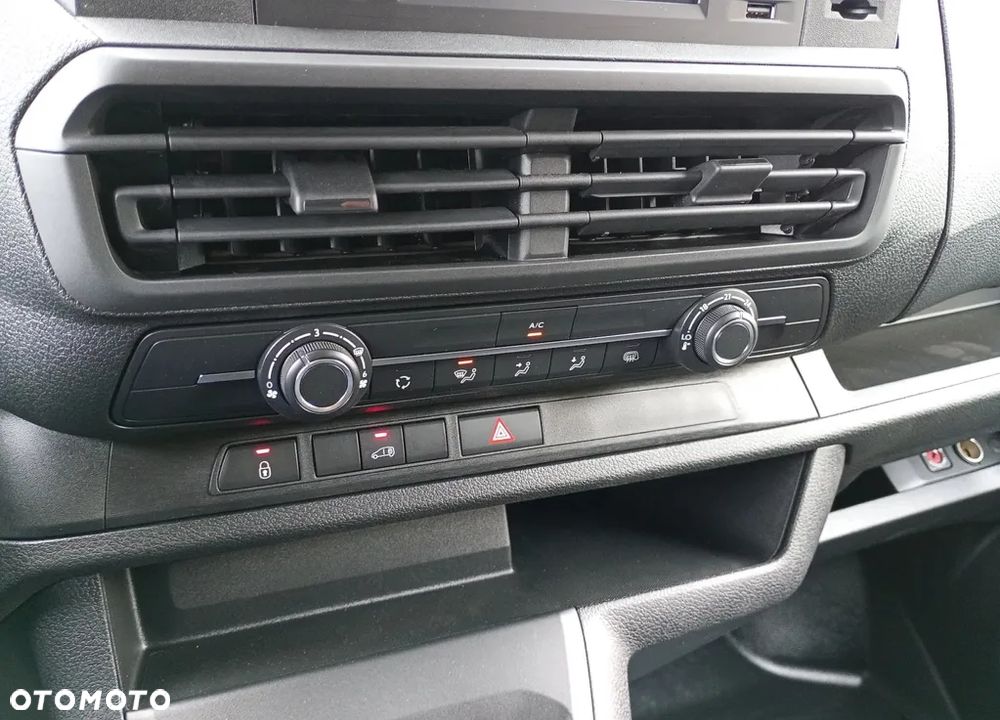 Fiat Scudo Furgon XL 120KM Seria 3 - 16