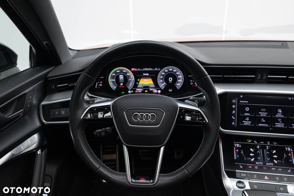 Audi A6 Avant 55 TFSI e quattro S tronic S line - 17