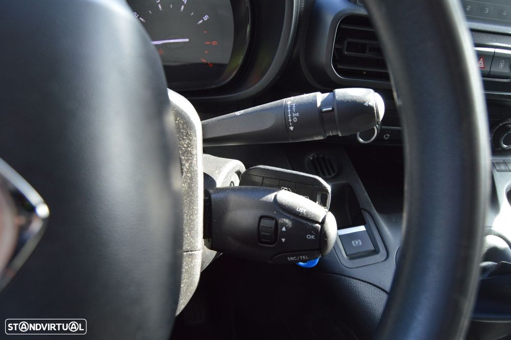 Citroën Berlingo Outro - 24