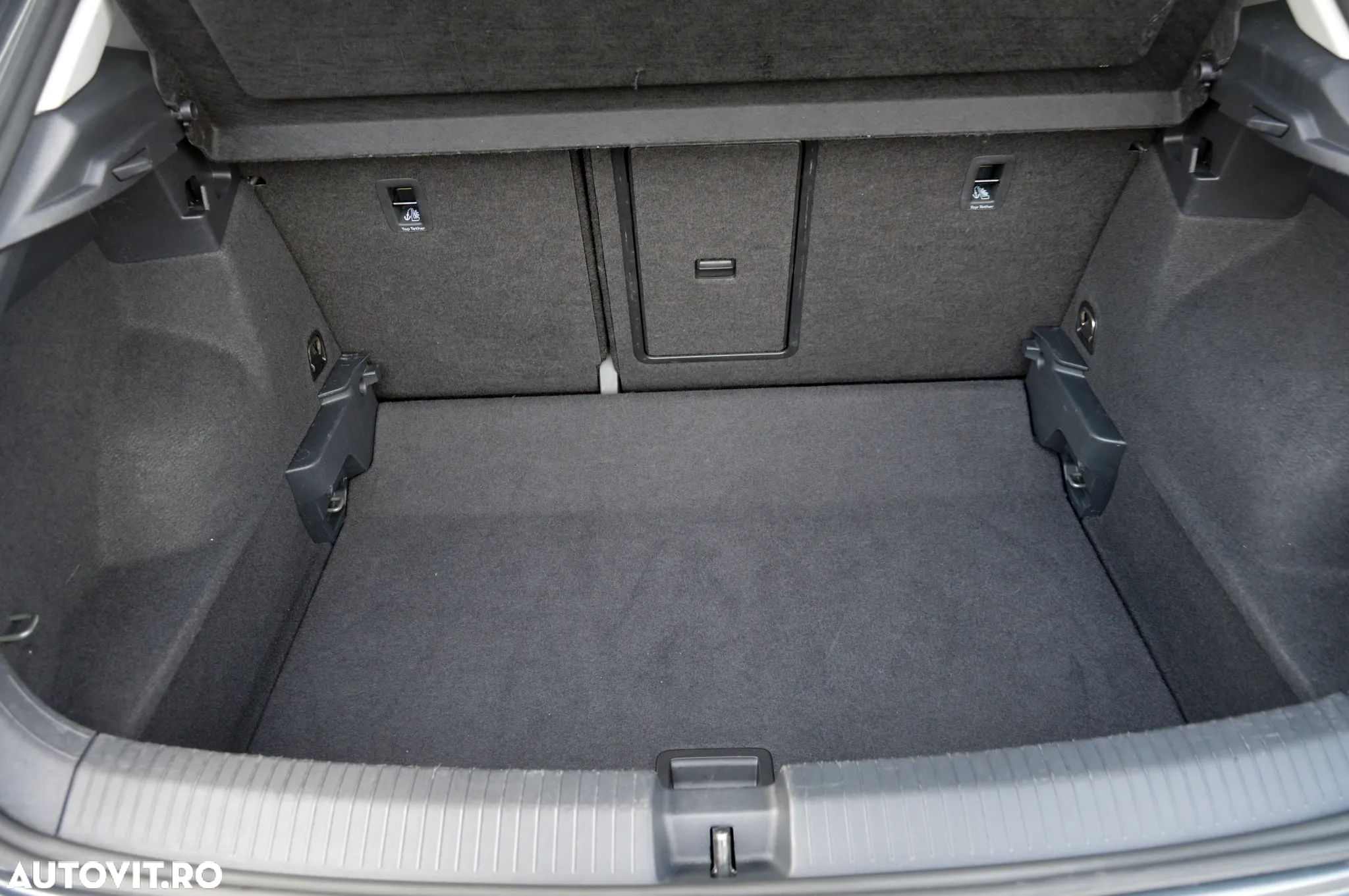 Volkswagen T-ROC 2.0 TDI DSG Style - 23