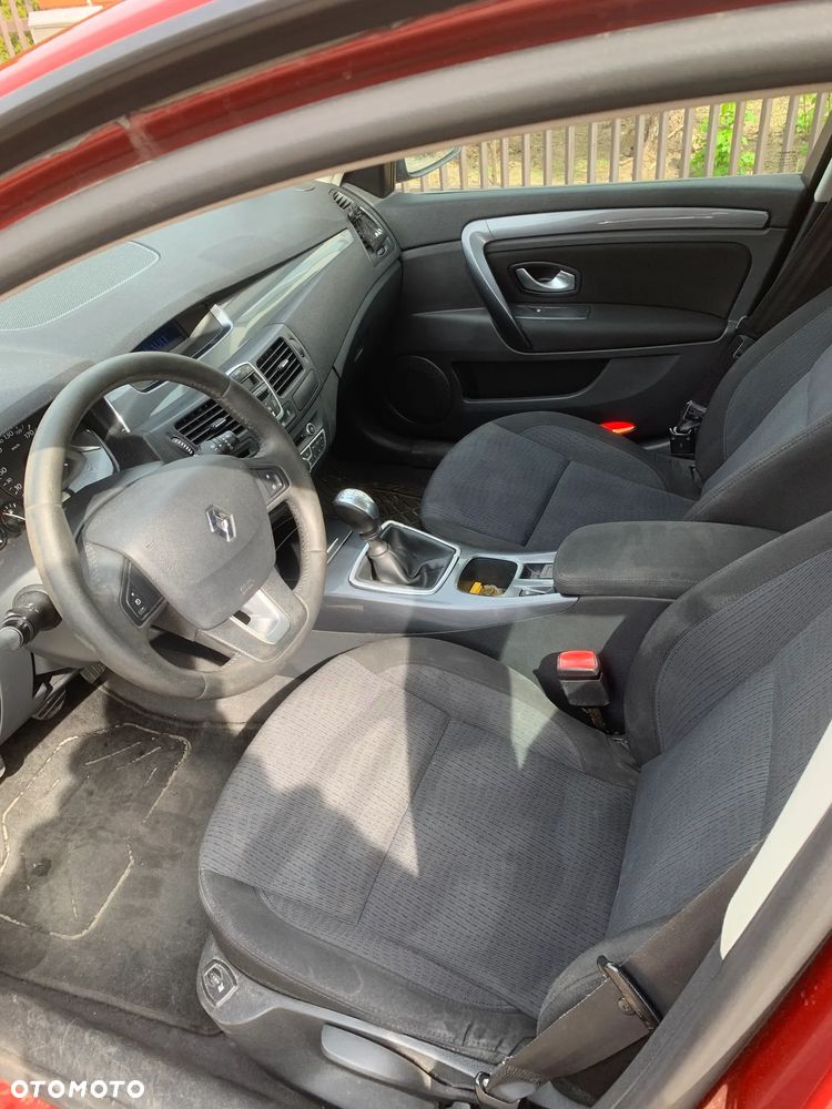 Renault Laguna 1.5 dCi Authentique - 9