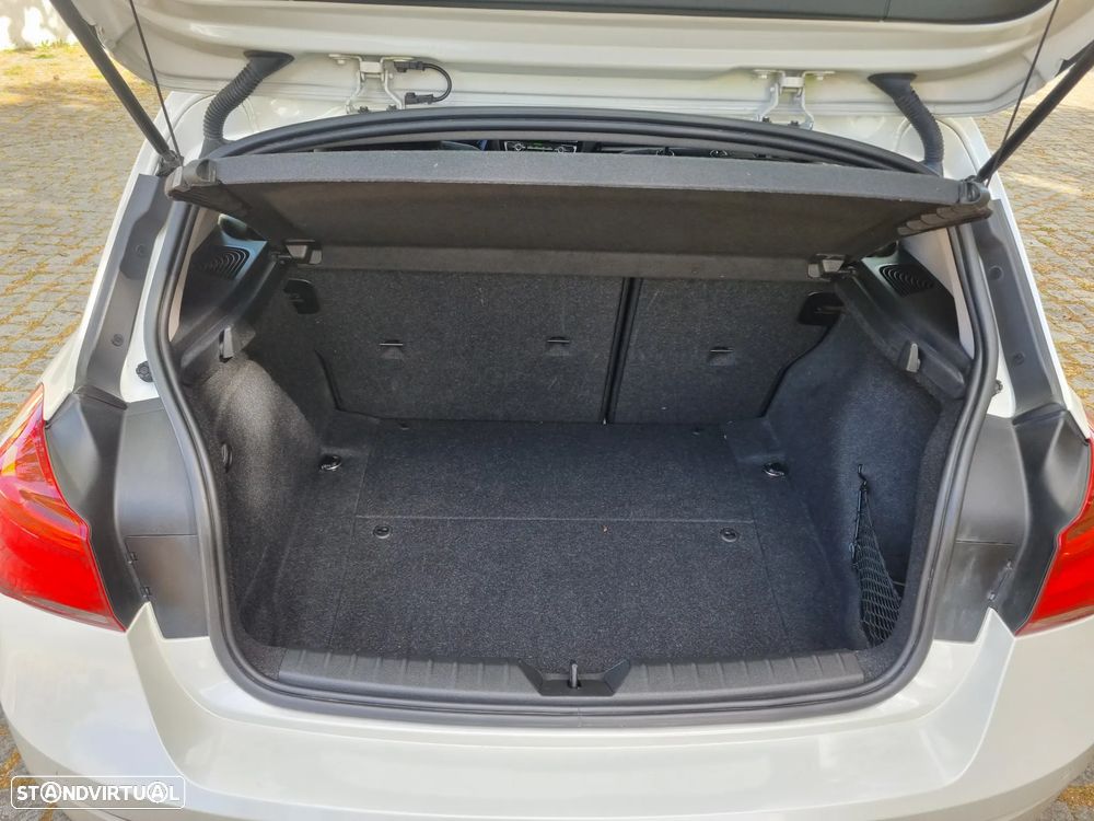 BMW 116 d EfficientDynamics Edition Urban Line - 32