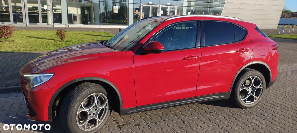 Alfa Romeo Stelvio 2.0 Turbo 16V AT8-Q4 Super - 18