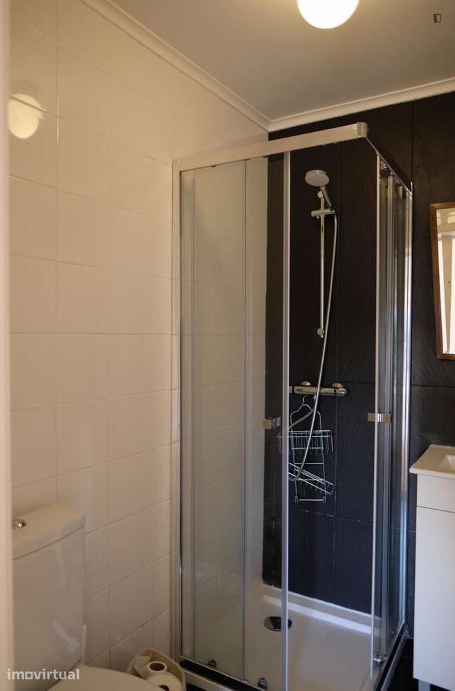 Apartamento com 1 quartos - localizado em São Bento Lisbon - Grande imagem: 5/9