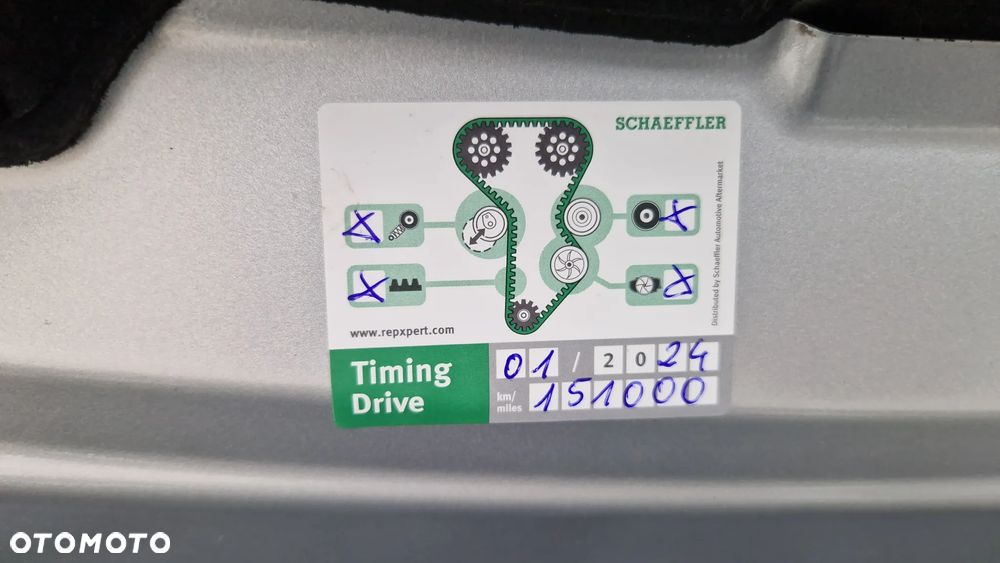 Ford Kuga 1.6 EcoBoost 2x4 Titanium - 33