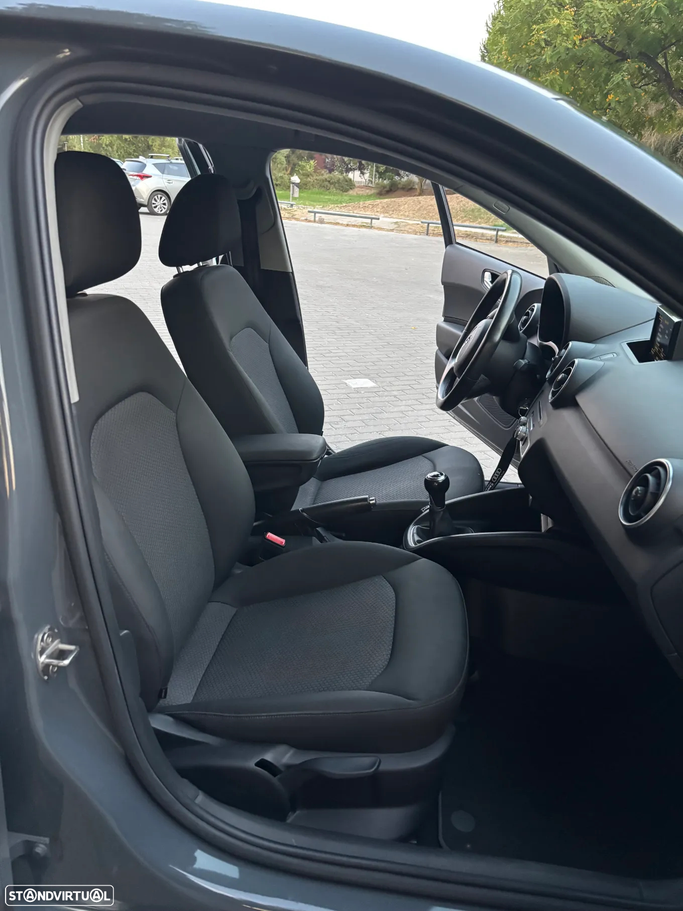 Audi A1 Sportback 1.0 TFSI Design - 9