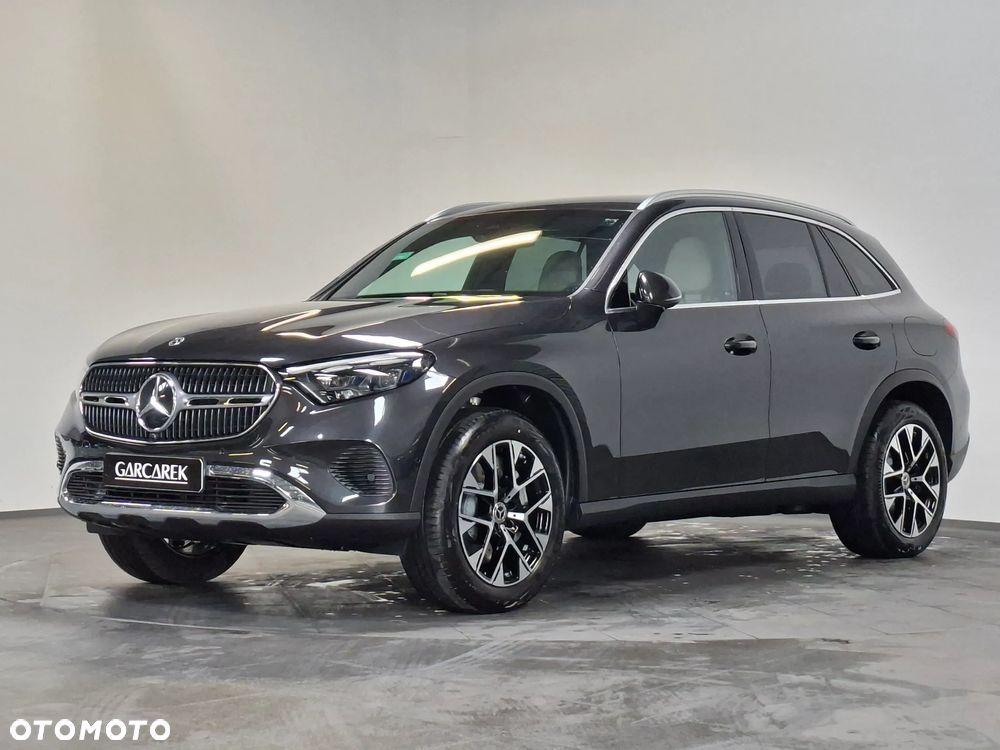Mercedes-Benz GLC 300 e PHEV 4-Matic Avantgarde - 2