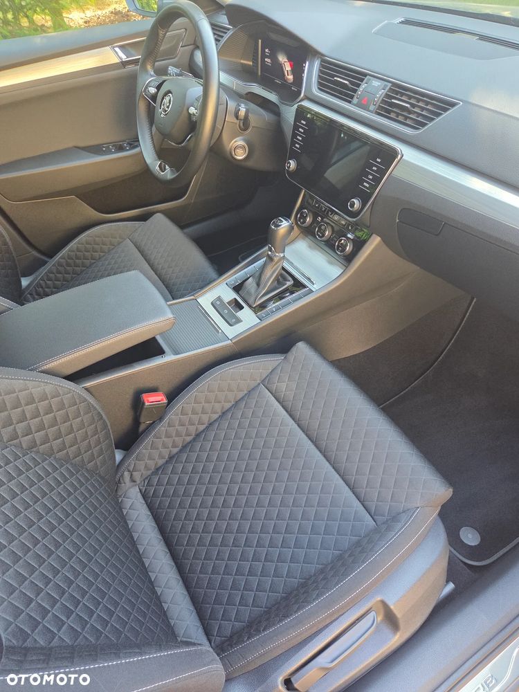 Skoda Superb 1.5 TSI Ambition DSG - 17
