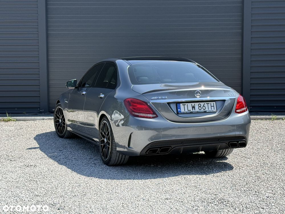 Mercedes-Benz Klasa C AMG 63 - 19