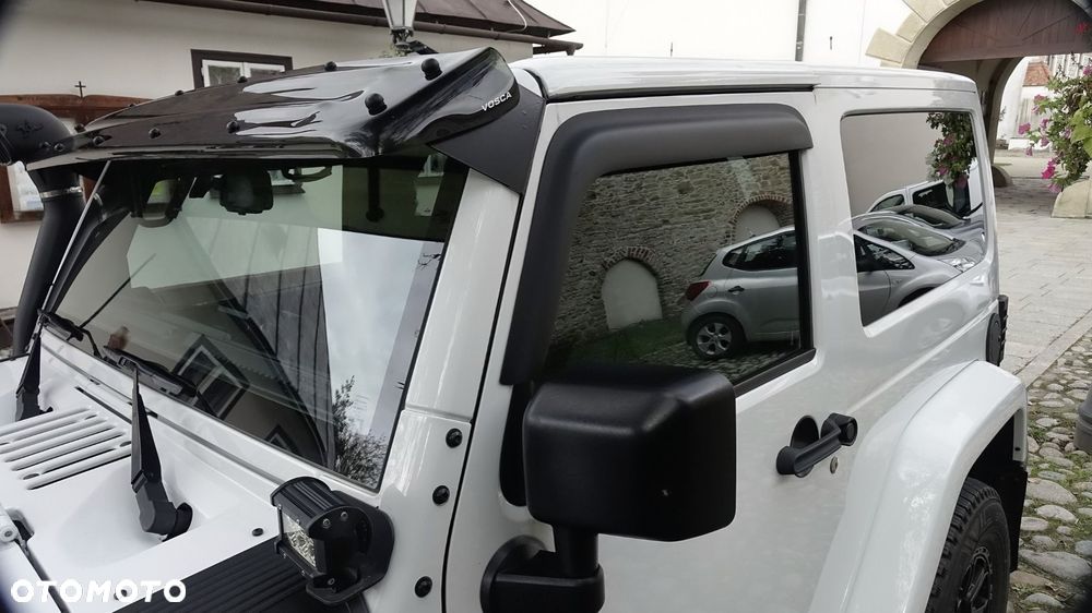Jeep Wrangler - 8