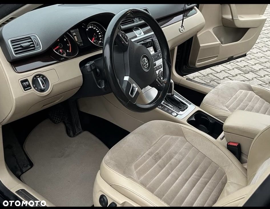 Volkswagen Passat - 7