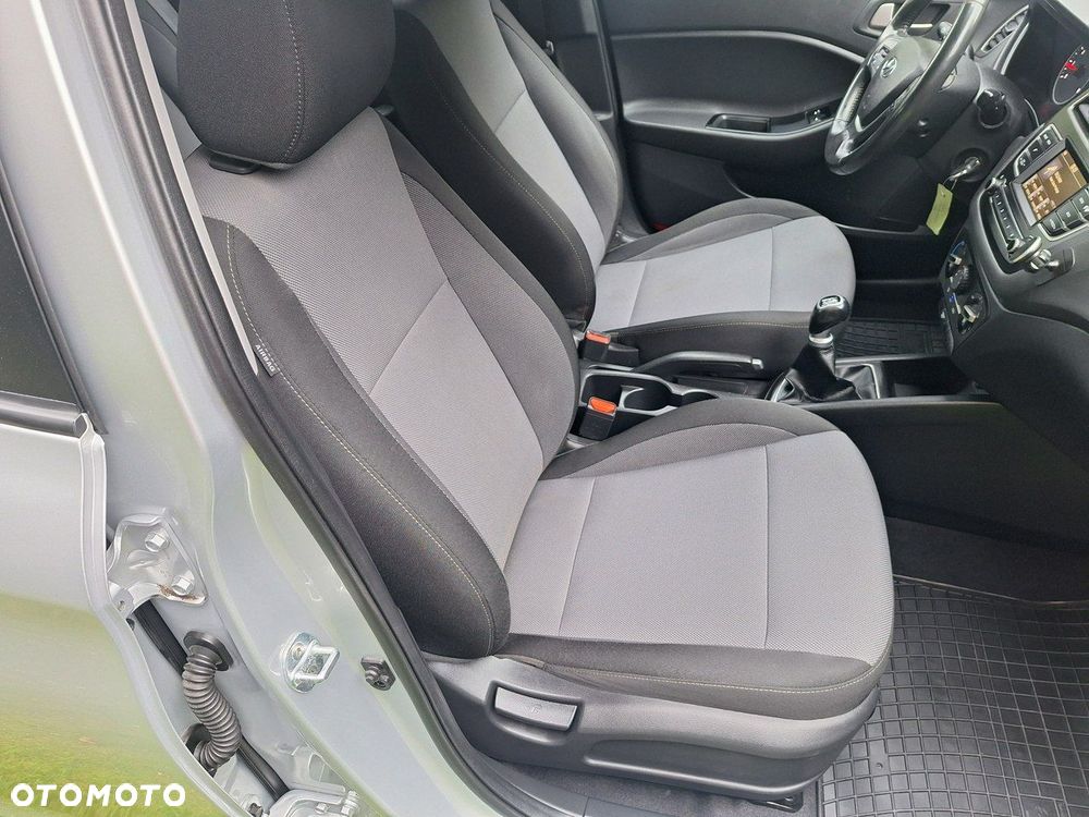 Hyundai i20 1.2 BlueDrive Fresh - 15