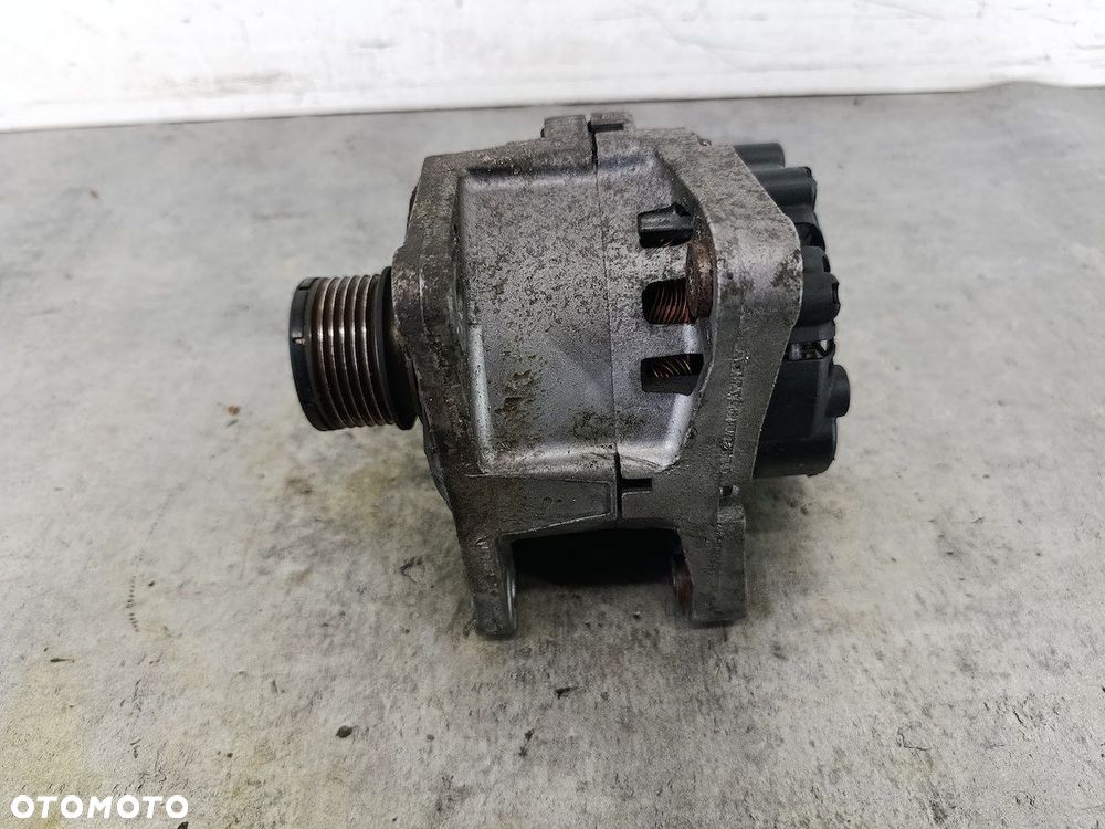 ALTERNATOR RENAULT MEGANE II FL 8200667614 TG11C066  2543564  1.5 DCI - 2