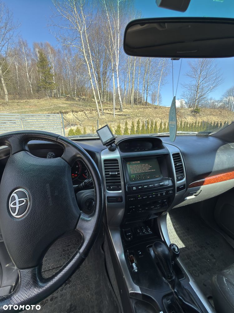 Toyota Land Cruiser - 8