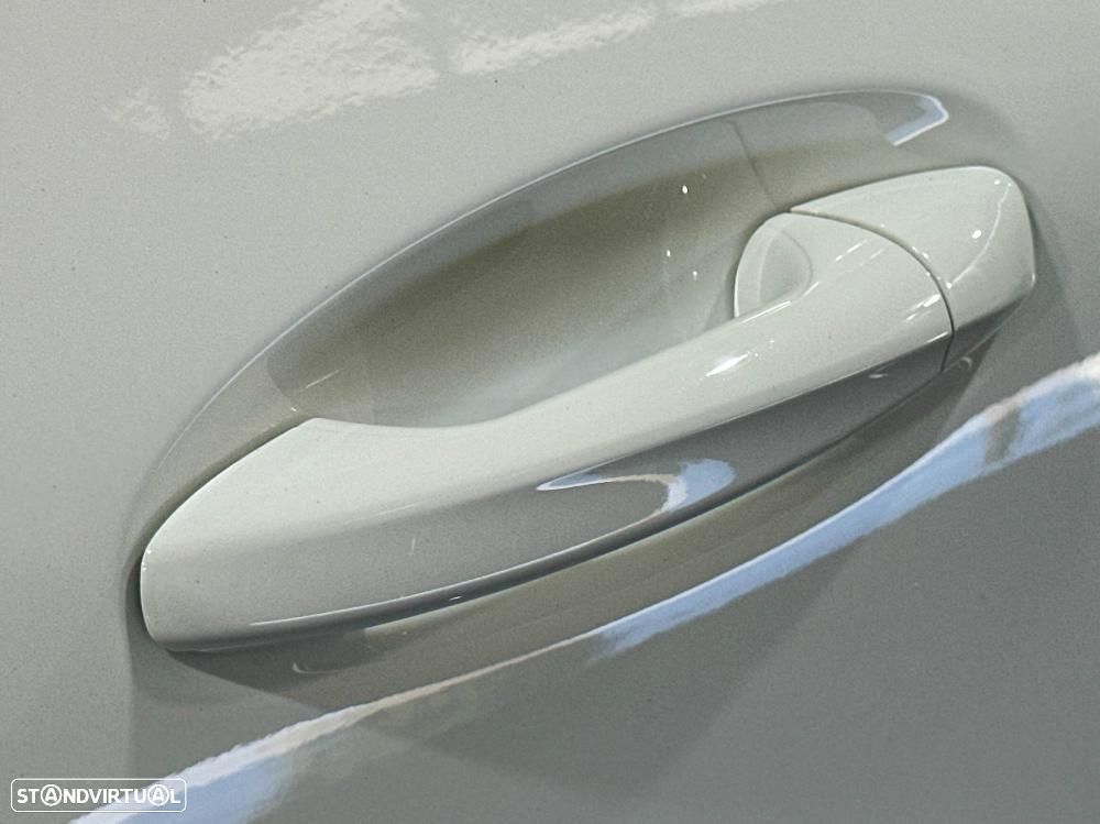 Mercedes-Benz EQA 250 AMG Line - 18