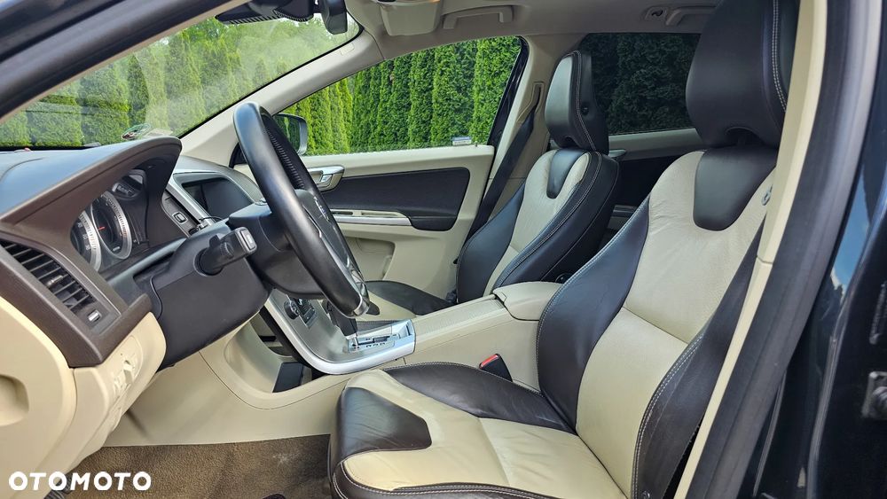 Volvo XC 60 - 13